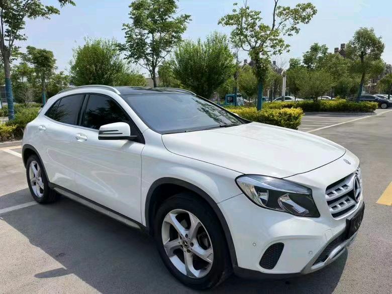 盐城18年奔驰GLA3