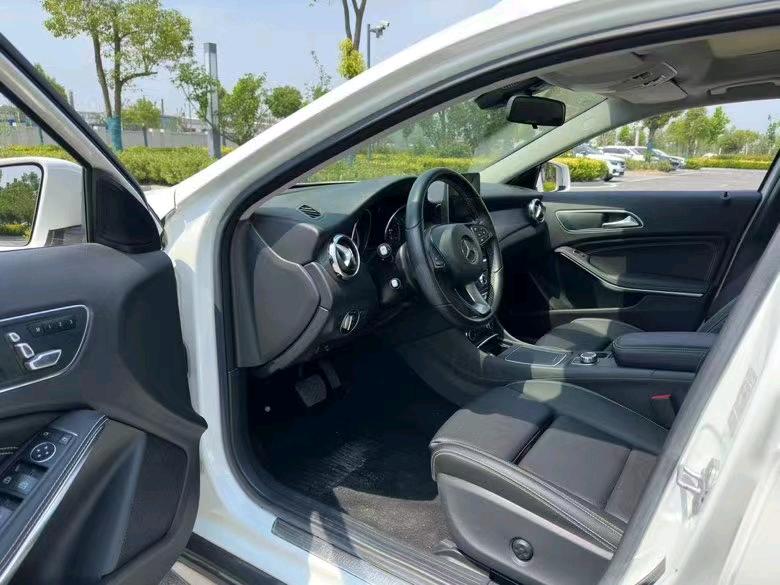 盐城18年奔驰GLA4