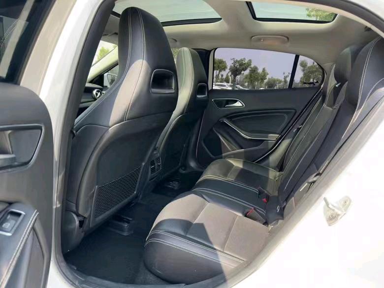 盐城18年奔驰GLA5