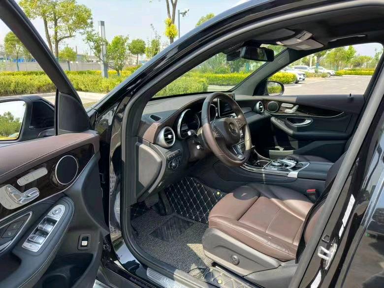 盐城19年奔驰GLC4