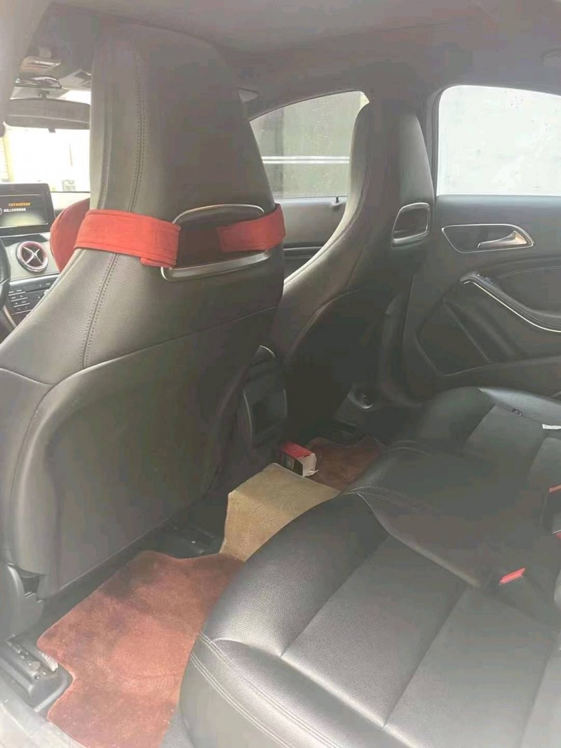 汕头16年奔驰CLA7