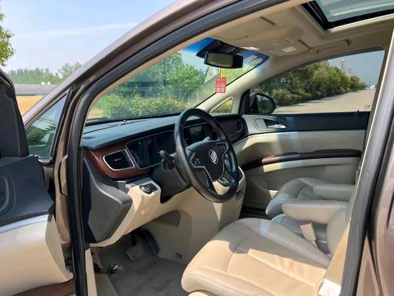 盐城19年别克GL86