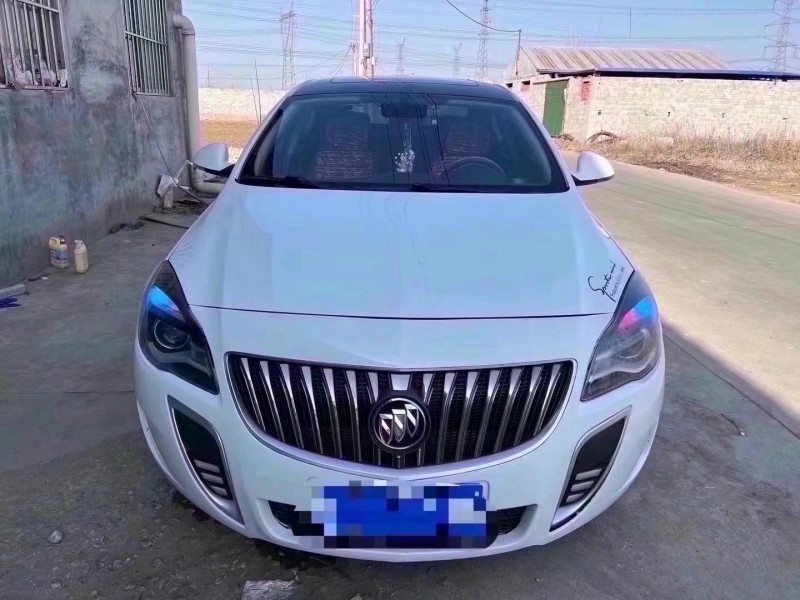 青岛15年别克君威1