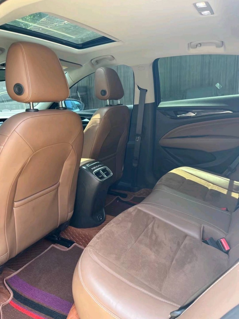 青岛18年别克君威3