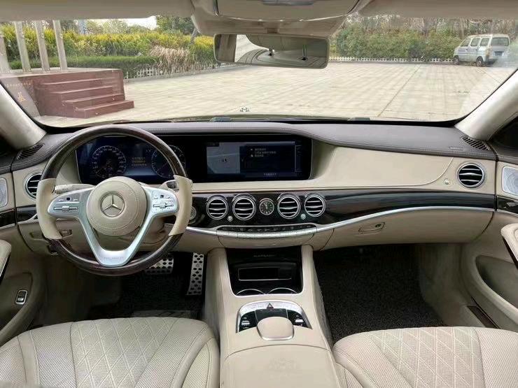 盐城19年奔驰迈巴赫S级4