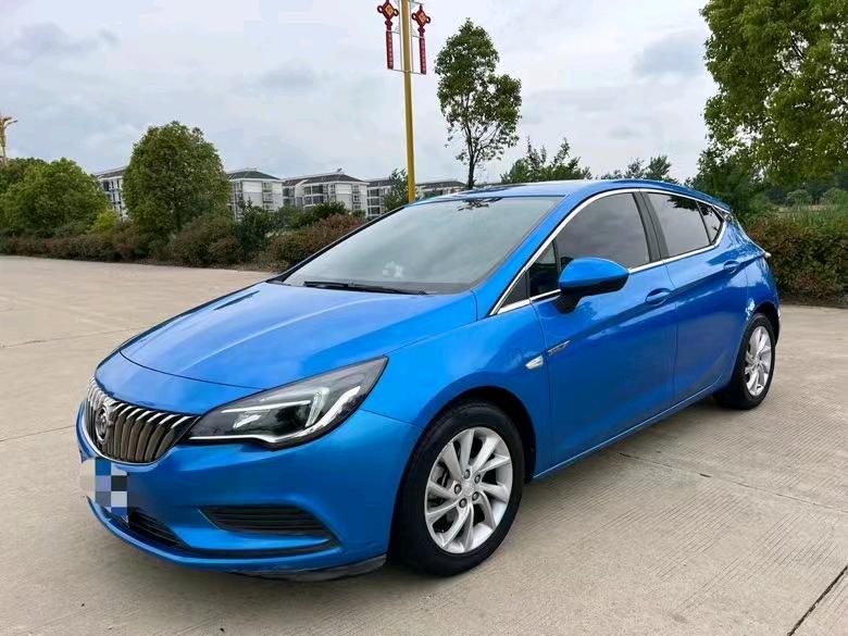 盐城17年别克威朗2