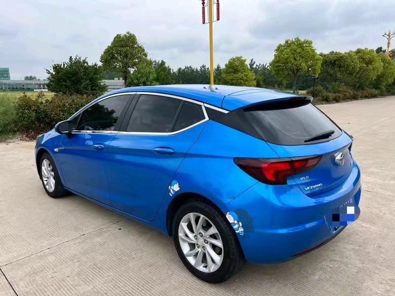 盐城17年别克威朗5