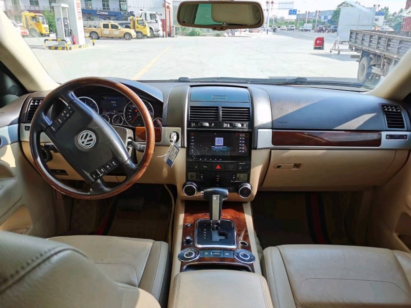 保定10年大众途锐4