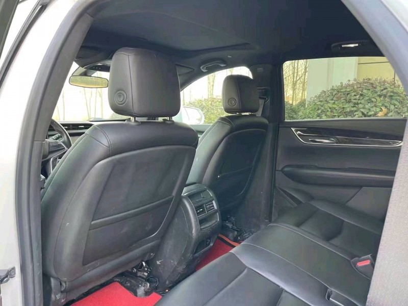 济南17年凯迪拉克XT54