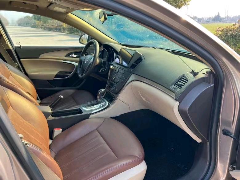 盐城12年别克君威7