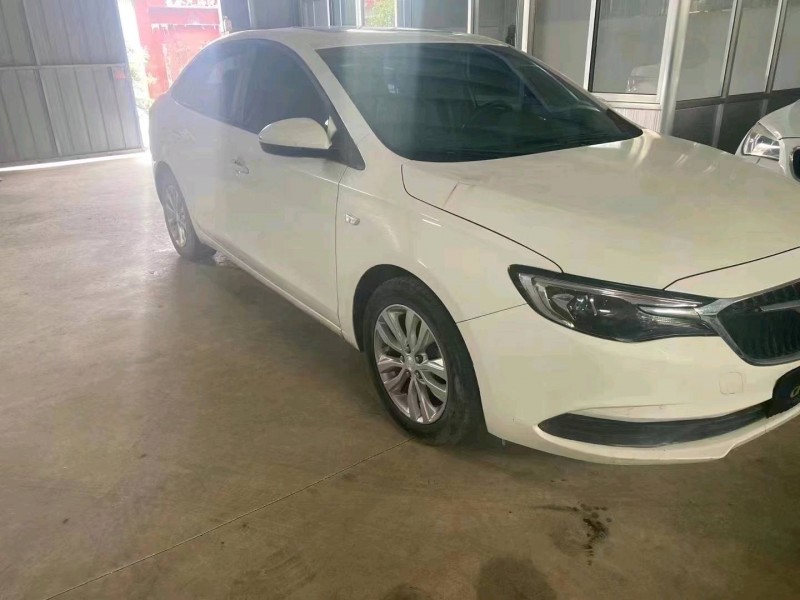 东营19年别克英朗5