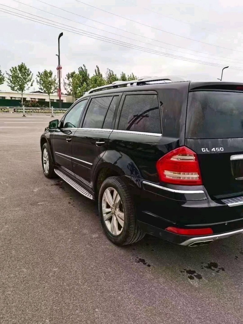 东营11年奔驰GL4