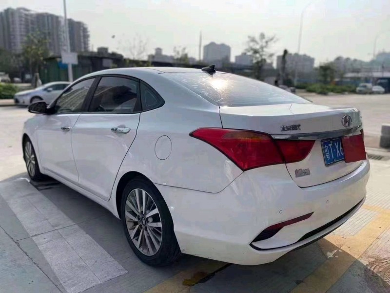 汕头19年现代名图5