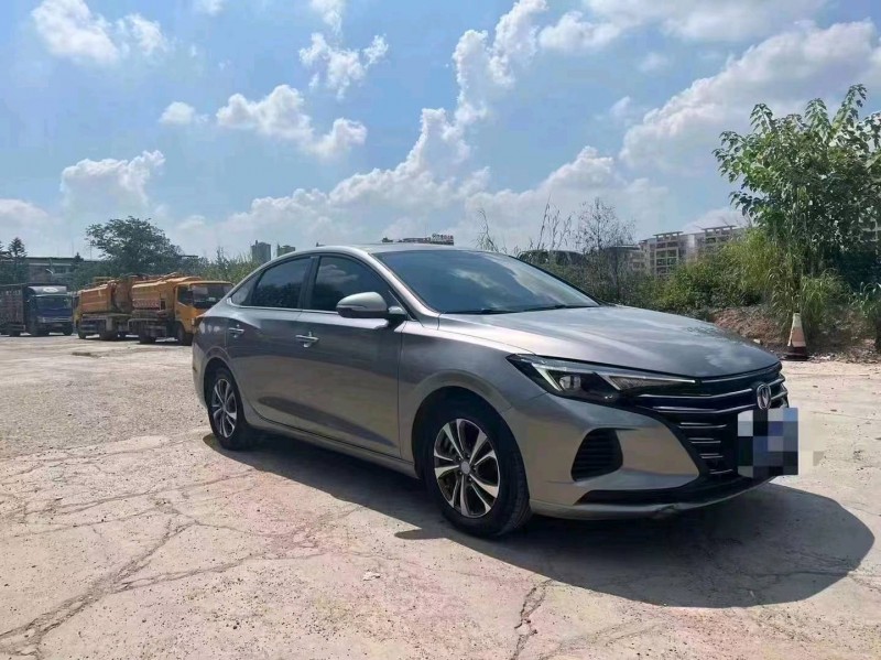 梧州21年长安汽车逸动2