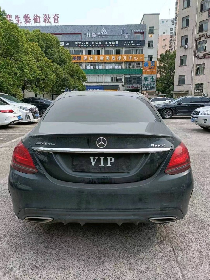 嘉兴19年奔驰C2