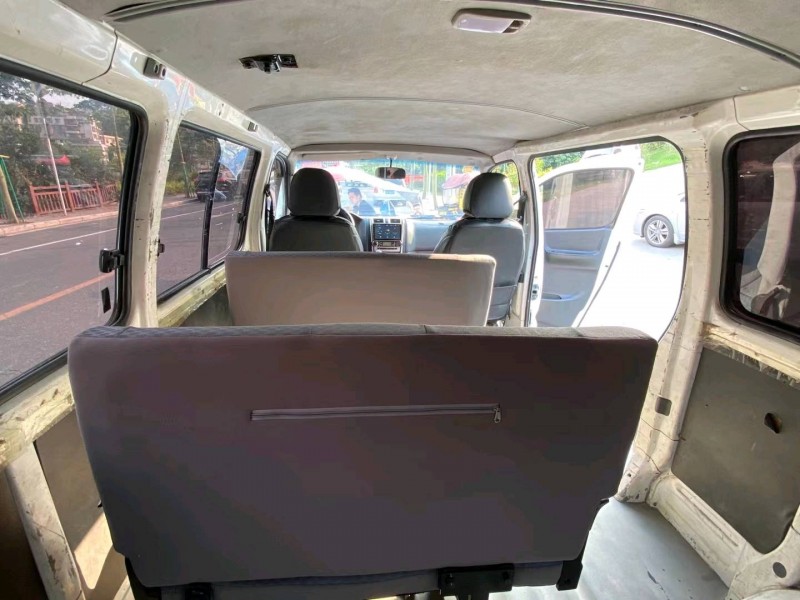 广州21年华晨金杯阁瑞斯8