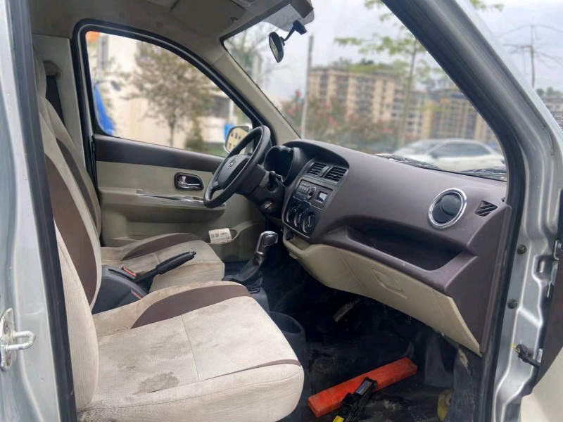 广州21年长安汽车星卡8