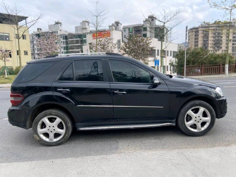 广州07年奔驰ML4
