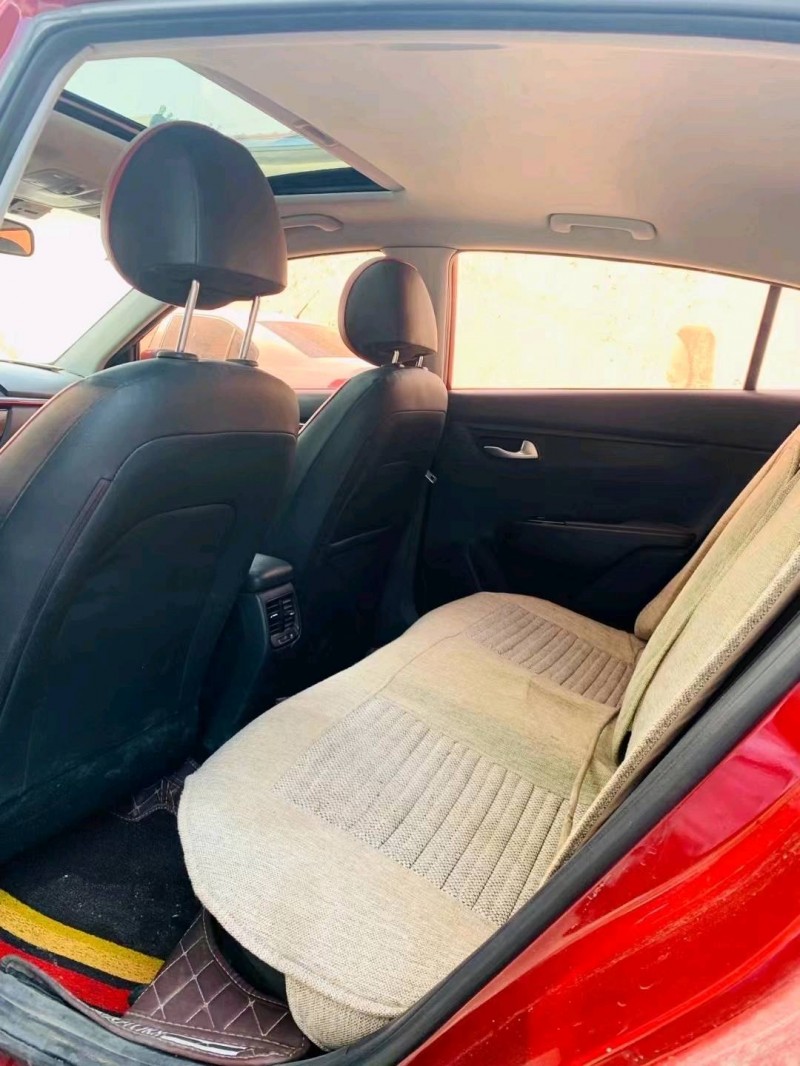 郑州18年起亚KXCROSS4