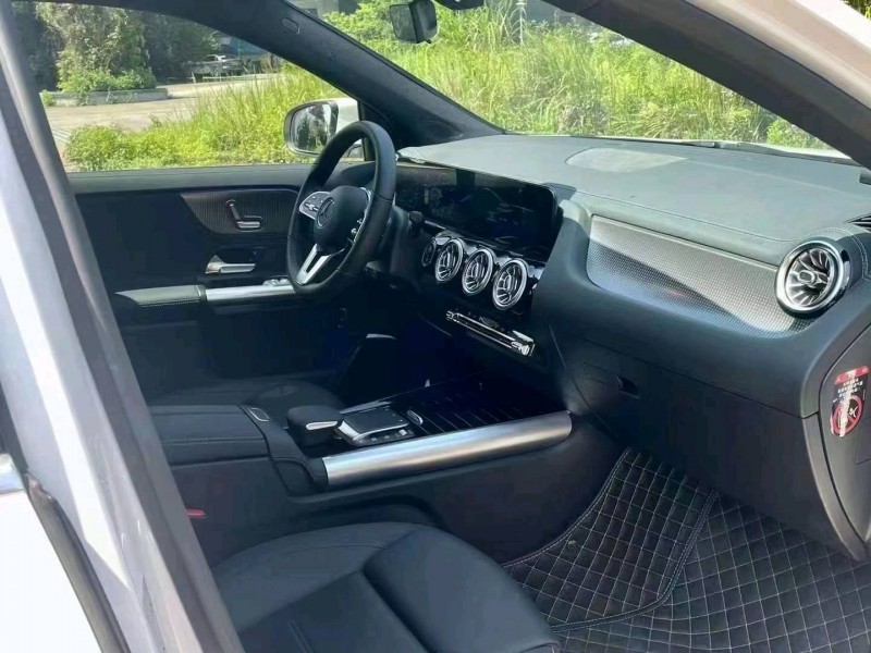 珠海21年奔驰GLA5