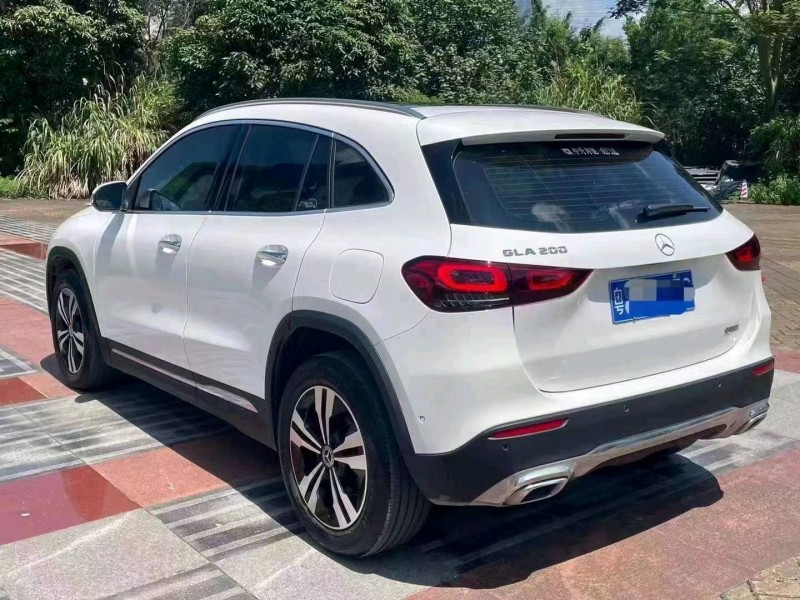 珠海21年奔驰GLA6