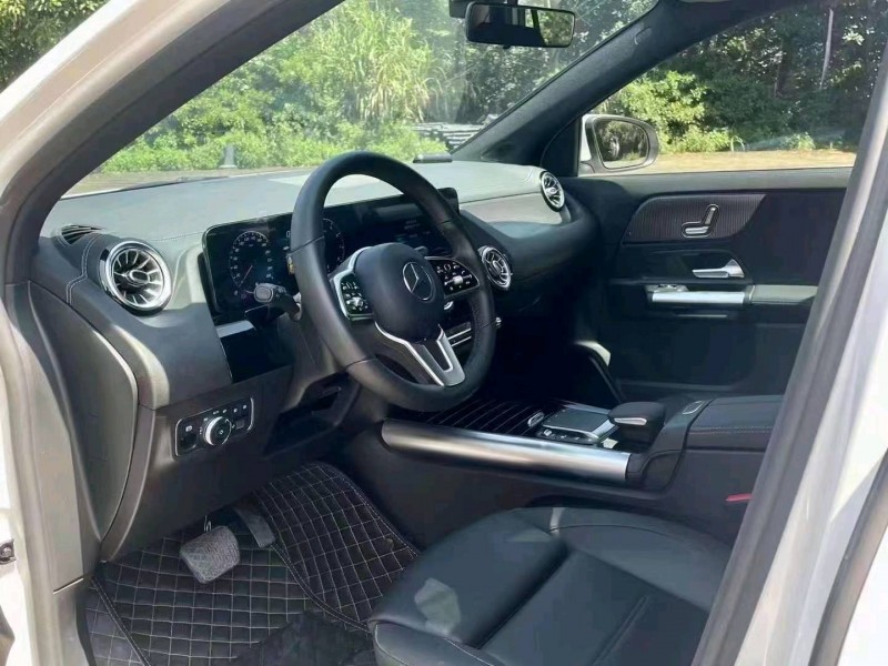 珠海21年奔驰GLA7