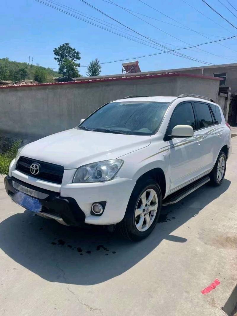 石家庄13年丰田RAV43