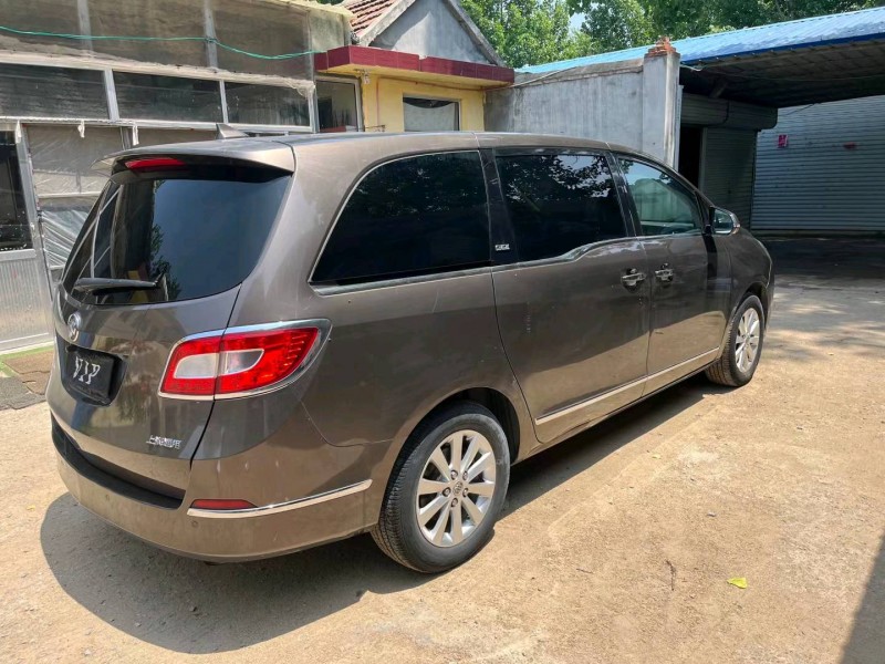 青岛13年别克GL83