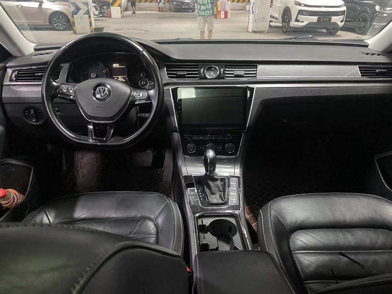 成都16年大众帕萨特5
