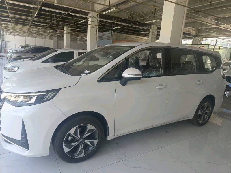 宜昌23年传祺M62