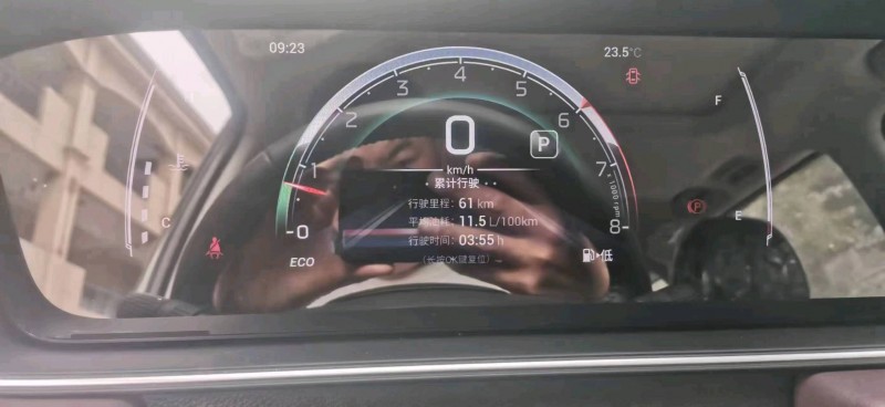 宜昌23年传祺M66