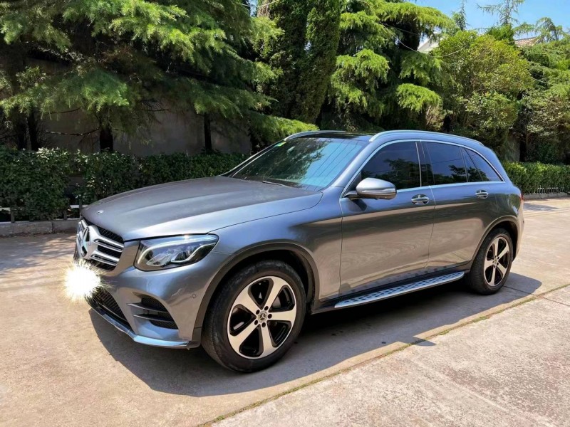 东营19年奔驰GLC4