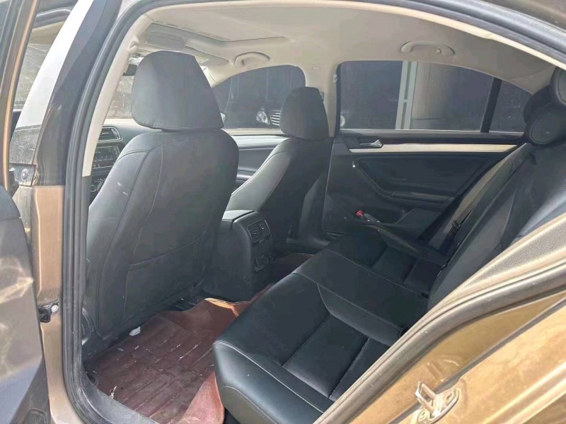 济南19年大众速腾7