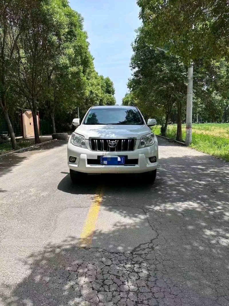 安阳13年丰田普拉多1