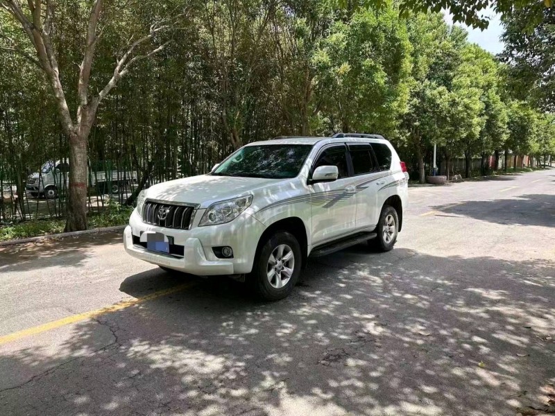 安阳13年丰田普拉多3