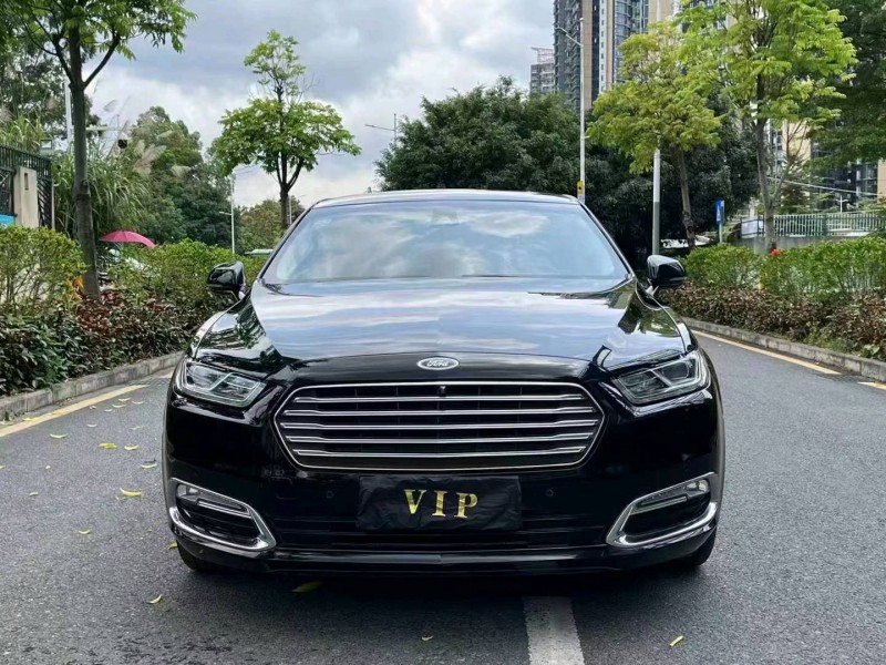 深圳17年福特金牛座1