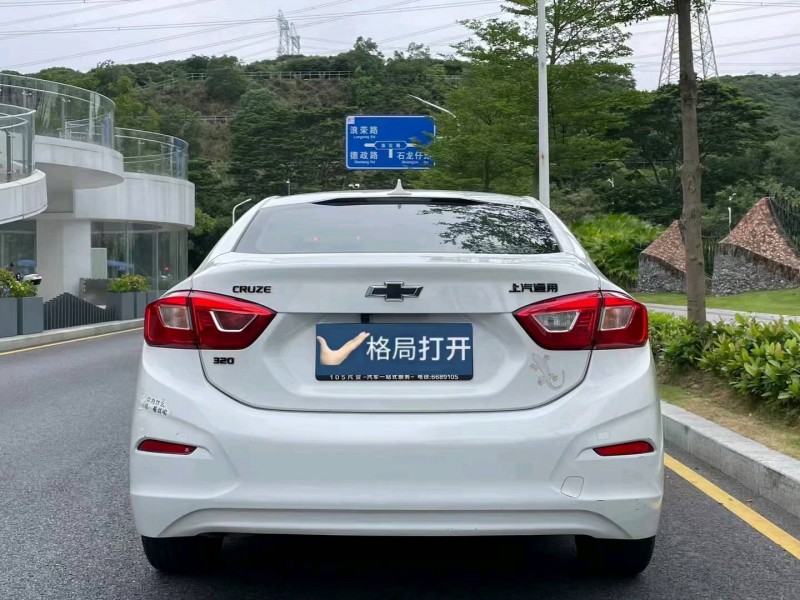 深圳19年雪佛兰科鲁兹9
