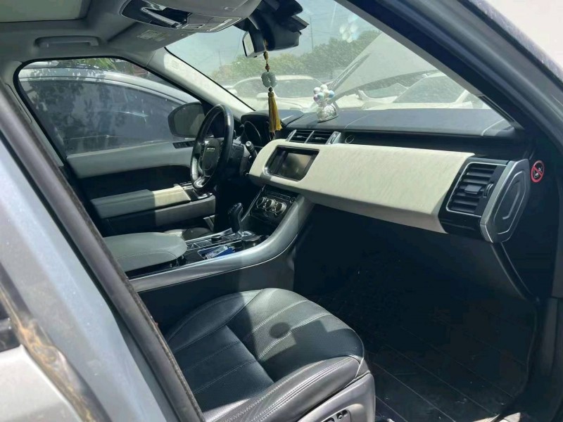 嘉兴19年路虎揽胜运动6