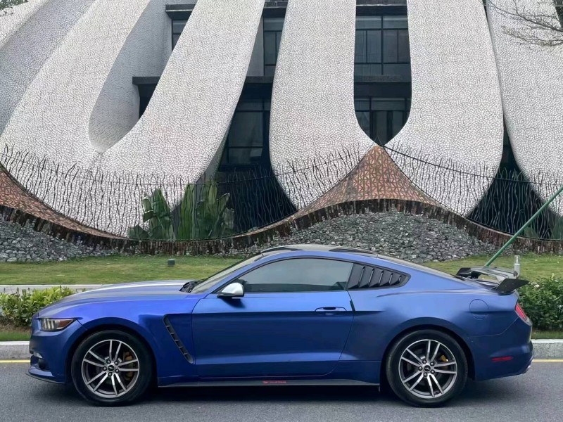 深圳16年福特野马5