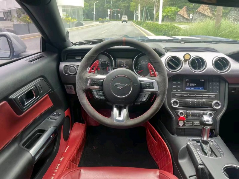 深圳16年福特野马6