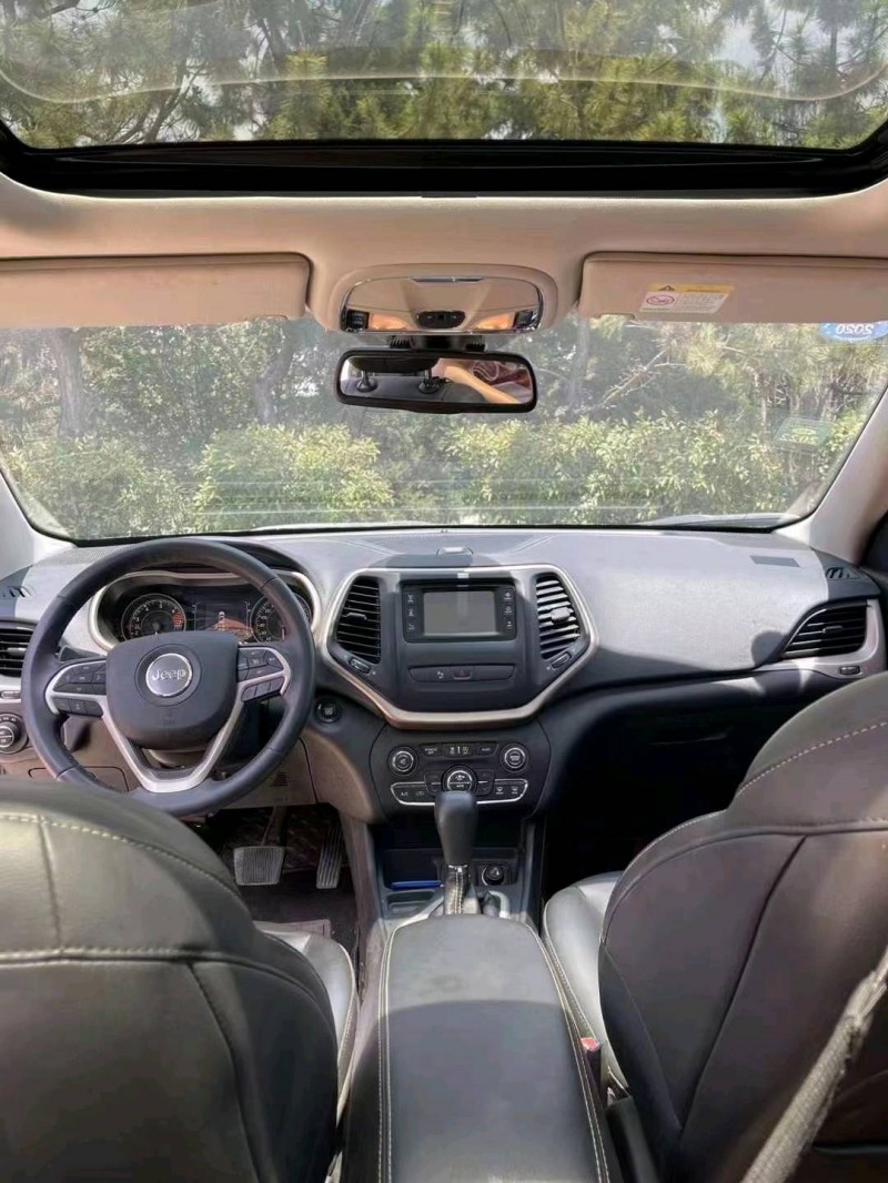 东营18年Jeep自由光5