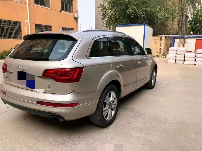东营11年奥迪Q72