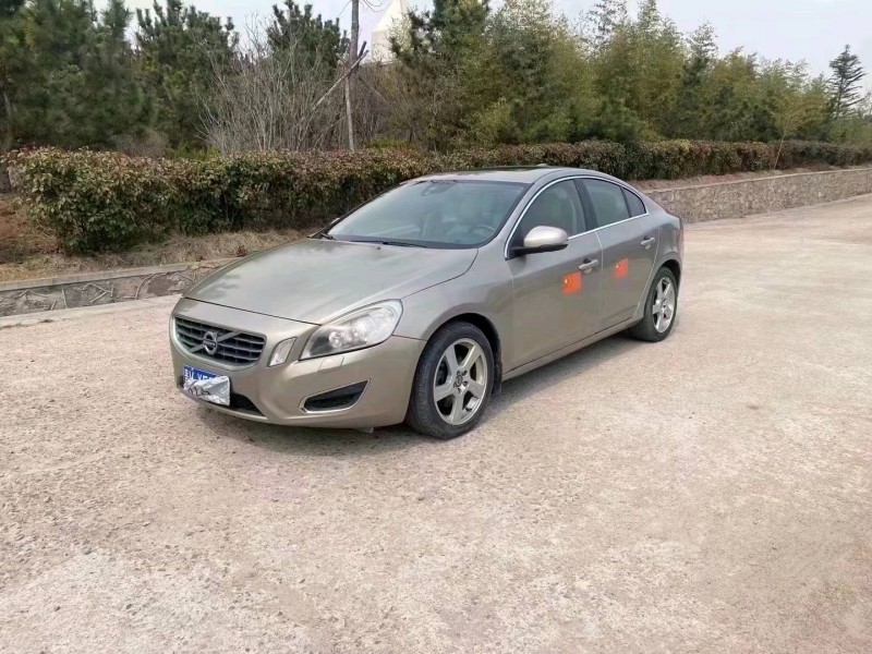 东营12年沃尔沃S60L2