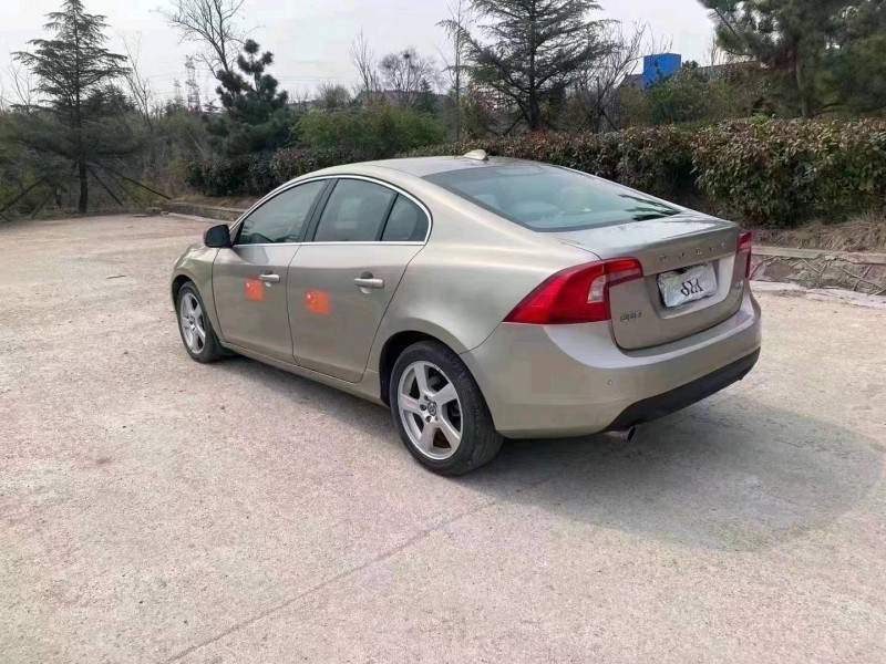 东营12年沃尔沃S60L9