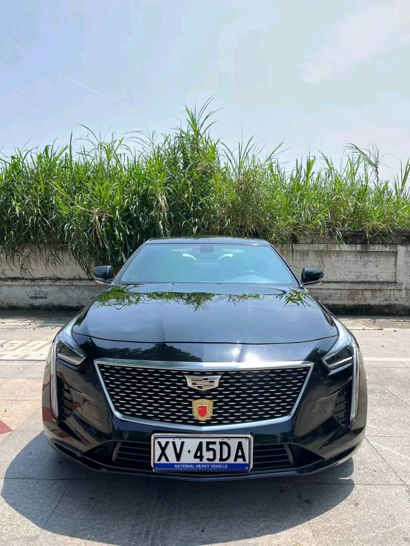 东莞20年凯迪拉克CT61