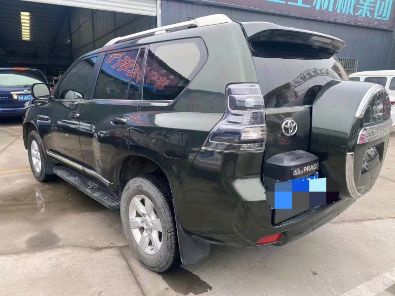 济宁14年丰田普拉多3