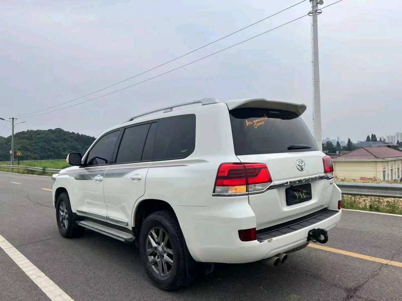衡阳16年丰田兰德酷路泽6
