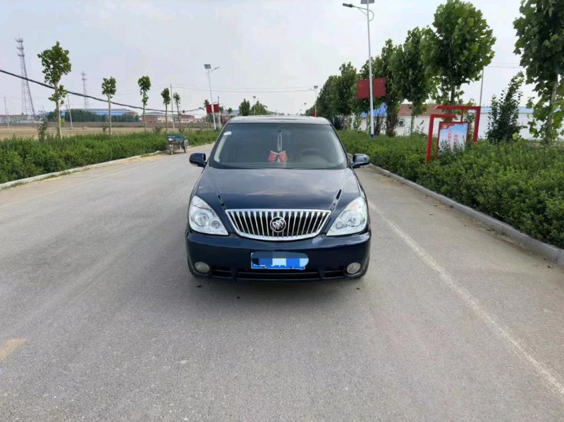 枣庄13年别克GL81