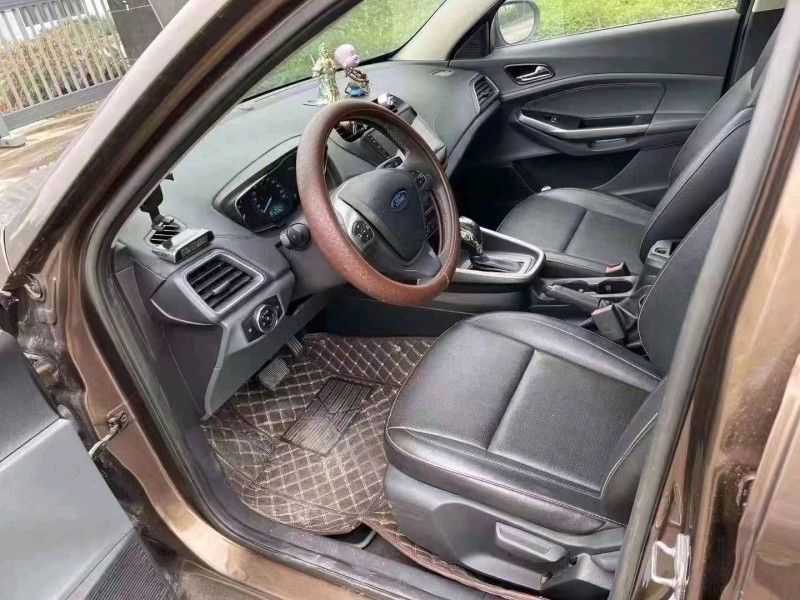 常州18年福特福睿斯2