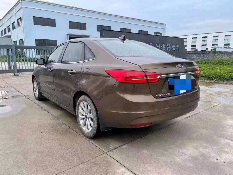 常州18年福特福睿斯7